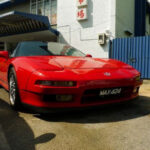 Demasiado caro para ser un Honda y sin el prestigio de Ferrari, el NSX quedó en un limbo comercial. Sin embargo, su desarrollo con participación de Ayrton Senna y su ingeniería avanzada lo han convertido en uno de los deportivos japoneses más respetados y valorados.