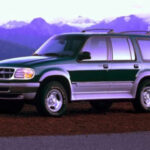 Uno de los motores más longevos de Ford. Utilizado en camionetas y maquinaria, era famoso por soportar uso extremo y seguir funcionando. Alcanzar 300,000 millas era algo común en este bloque.