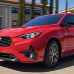 El Subaru Impreza aporta una ventaja clave: tracción integral de serie. Esto lo convierte en una opción más capaz que muchos crossovers pequeños, pero con menor consumo y coste, ideal para quienes buscan seguridad sin gastar de más.