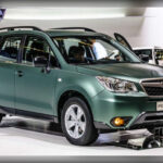 Este modelo repite problemas de consumo de aceite y fallos de motor, incluyendo pérdidas de potencia en carretera. La transmisión CVT presenta vibraciones y posibles fallos totales, mientras que los problemas eléctricos y defectos en el sistema de frenos aumentan las preocupaciones en términos de seguridad.