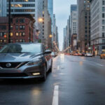 El Nissan Sentra suele ser catalogado como “aburrido”, pero su eficiencia, comodidad y bajo costo de mantenimiento lo hacen una opción lógica y confiable.