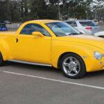 Un concepto difícil de encajar: mezcla de pickup, roadster y hot rod. A pesar de su motor V8, ofrecía un rendimiento decepcionante para su precio, lo que generó críticas y escaso interés del público.