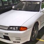 “El Godzilla” japonés. Tracción integral, doble turbo y dominio total en competición. Hoy es uno de los más buscados.