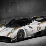 El Pagani Huayra R Evo está diseñado exclusivamente para circuito y equipa un V12 atmosférico de 6.0 litros con 900 CV. Su configuración extrema prioriza el rendimiento absoluto, con un enfoque totalmente inspirado en la competición.