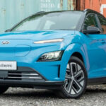 El Hyundai Kona Electric es una opción equilibrada, aunque mantenerlo tiene su costo. El uso diario genera desgaste en componentes clave y las revisiones del sistema eléctrico suman con el tiempo, sin ser extremo pero tampoco bajo.
