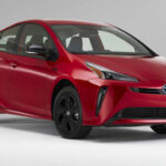 Un referente histórico en tecnología híbrida. El Prius destaca por su consumo extremadamente bajo y una mecánica muy probada, lo que se traduce en pocos problemas a largo plazo. Es ideal para ciudad y para quienes priorizan eficiencia por sobre prestaciones.