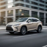 El Lexus RX 350 es conocido por su fiabilidad casi absoluta. Sus motores, tanto V6 como turbo, funcionan con gran precisión y su estructura evita ruidos y desgaste prematuro. Además, cuenta con repuestos accesibles que reducen el coste de mantenimiento.