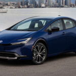 El Toyota Prius 2025 mejora diseño y tecnología sin sacrificar su legendaria durabilidad. Los primeros datos apuntan a que seguirá siendo una de las opciones más fiables del mercado.