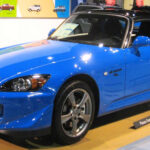 La versión más radical del S2000. Suspensión más rígida, menos peso y enfoque total en pista. Su motor F22C1 de altas rpm y su chasis lo convierten en una máquina ideal para tuning enfocado en performance.