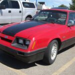 Un clásico americano con mucha personalidad. Su diseño cuadrado lo distingue y su gran disponibilidad de piezas lo hace ideal para proyectos o uso diario.