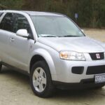 El Saturn Vue incorporó un motor V6 de Honda, concretamente el J35 de 3.5 litros. Esta decisión mejoró notablemente el rendimiento y la suavidad del SUV, convirtiéndolo en una de las versiones más valoradas del modelo.