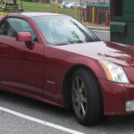 El XLR parecía tenerlo todo: diseño atractivo y techo rígido retráctil. Sin embargo, su precio cercano a los 100.000 dólares y la fuerte competencia hicieron que apenas se vendieran unas 15.000 unidades.