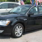 El Ford Taurus de quinta generación supuso un retroceso respecto al éxito de décadas anteriores. Su diseño poco inspirador y su pérdida de personalidad lo alejaron del protagonismo que el modelo había tenido en los años 80 y 90.