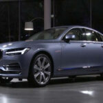 Pierde más del 55% de su valor en cinco años, pese a ser un coche muy bien valorado por crítica y usuarios. El problema es la percepción de marca: Volvo aún no alcanza el prestigio de los alemanes en reventa. Además, la gran cantidad de unidades provenientes de leasing mantiene los precios bajos en el mercado usado.