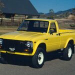 El Toyota Hilux third generation combina simplicidad con un diseño robusto. Su estética refleja perfectamente su capacidad off-road sin necesidad de exageraciones.