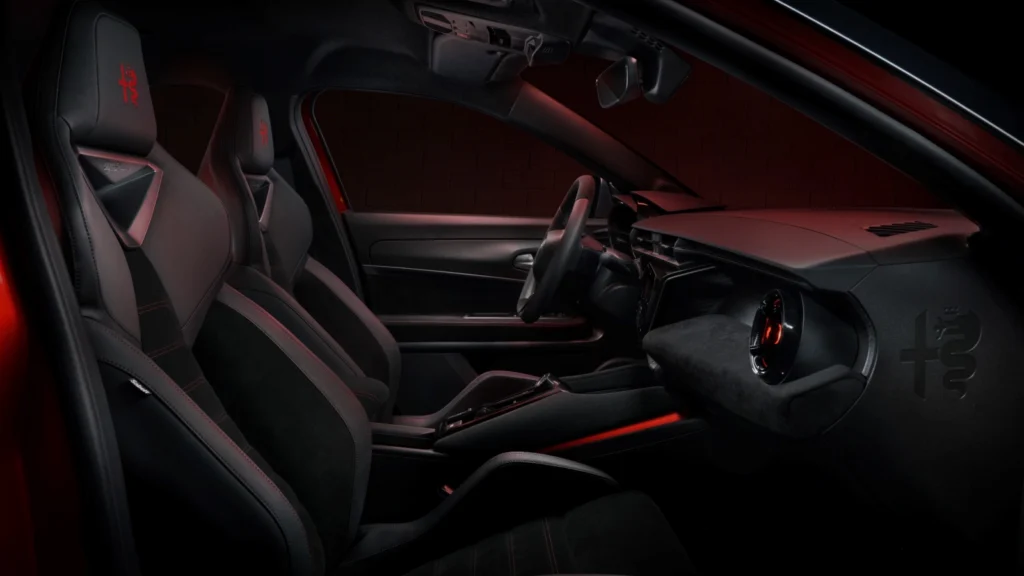 Alfa Romeo Junior 2026: Análisis, precios y versiones en México