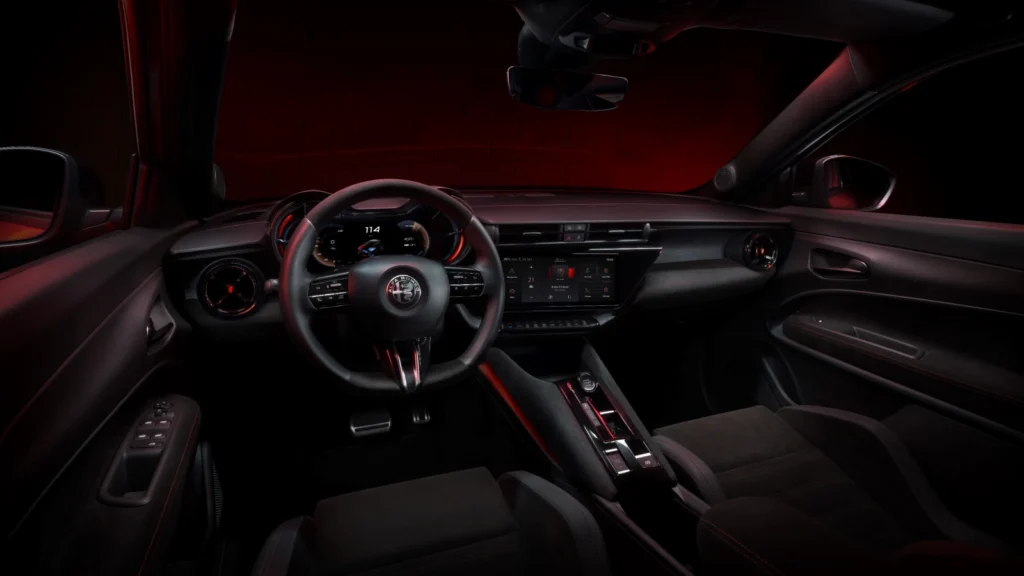 Alfa Romeo Junior 2026: Análisis, precios y versiones en México