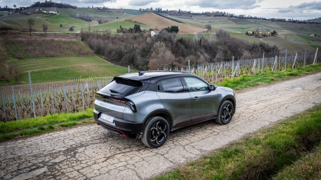 Alfa Romeo Junior 2026: Análisis, precios y versiones en México