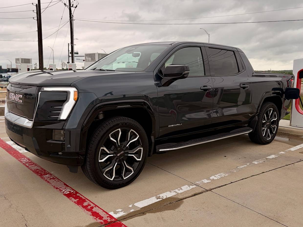 sierra-ev-denali-max-range-2026-1