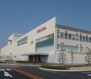 Honda sufre un golpe histórico: las bajas ventas de eléctricos provocan su primera gran pérdida en décadas.