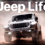 Jeep mantiene una imagen muy fuerte ligada a la aventura y al todoterreno, pero su fiabilidad sigue siendo uno de sus puntos débiles. Modelos como el Wrangler son iconos del off-road, aunque también arrastran problemas mecánicos frecuentes, consumos elevados y un confort interior mejorable. En el mercado de segunda mano, un Jeep puede convertirse en una fuente constante de gastos inesperados.