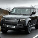 El Land Rover Defender 110 se convirtió rápidamente en un éxito de ventas desde su regreso en 2020, pero sus problemas de fiabilidad empiezan a generar dudas entre propietarios y talleres especializados. Según los datos de Warrantywise, su puntuación de confiabilidad es de apenas 28 sobre 100, con reparaciones promedio superiores a las 2.000 libras y casos extremos que superaron las 22.000 libras.