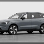 Volvo fue durante décadas uno de los mayores símbolos de seguridad automovilística europea. En 1999, Ford Motor Company compró la marca sueca para reforzar su división de lujo junto a Jaguar, Aston Martin y Land Rover. Sin embargo, la crisis financiera de 2008 obligó a Ford a vender Volvo al grupo chino Geely en 2010. Aunque inicialmente hubo dudas sobre el futuro de la marca, Volvo ha conseguido crecer manteniendo su identidad escandinava y apostando fuertemente por la electrificación.