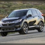 El Honda CR-V continúa siendo uno de los SUV compactos más fiables del mercado. Su bajo consumo, costes de mantenimiento reducidos y excelente comportamiento diario lo convierten en una opción ideal tanto para familias como para quienes realizan largos trayectos cada semana.