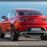El Mercedes-Benz GLC sorprende negativamente por reportes de pantallas congeladas, fallos eléctricos e incidencias frecuentes en sistema multimedia. Un problema especialmente grave considerando su posicionamiento premium.