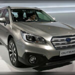 El Subaru Outback ha construido su fama sobre una combinación de robustez y versatilidad. Su sistema de tracción total permanente y su enfoque aventurero permiten afrontar condiciones difíciles sin comprometer la fiabilidad. Numerosos propietarios destacan que superar los 300.000 kilómetros no es una excepción en este modelo. Su capacidad para desenvolverse tanto en ciudad como fuera del asfalto explica buena parte de su éxito.