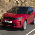 El Land Rover Discovery Sport demuestra que incluso las opciones “más económicas” de Land Rover pueden resultar costosas a largo plazo. Su historial de averías mecánicas y electrónicas preocupa especialmente en unidades con más de 70.000 millas, llegando a registrarse reclamaciones de reparación de hasta 44.000 libras.