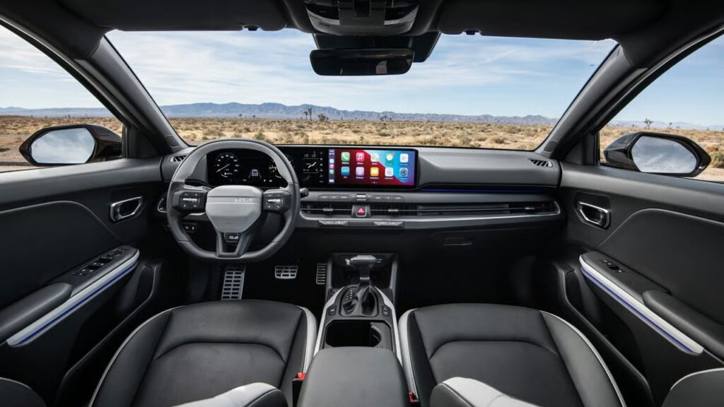 Kia K4 2027 en México: Análisis, precios y comparativa Sedán vs Hatchback