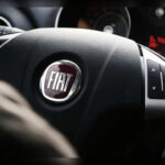 La firma italiana lleva años intentando mejorar su imagen en materia de fiabilidad. Sin embargo, vehículos como el Fiat 500 y el 500L han protagonizado numerosas quejas relacionadas con fallos eléctricos y calidad de construcción irregular, factores que han afectado negativamente a la percepción general de la marca.