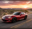 Dodge Viper RT/10: potencia bruta sin red de seguridad