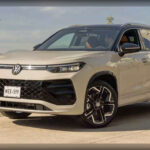 El Volkswagen Tiguan aporta un carácter más refinado y una sensación de calidad propia de modelos más costosos. Con precios que comienzan ligeramente por encima de los 30.000 dólares, incluye el sistema IQ.DRIVE de asistencia al conductor y, en las versiones superiores, puede equipar un motor de hasta 268 caballos de potencia, ofreciendo una conducción mucho más dinámica que la mayoría de sus rivales.