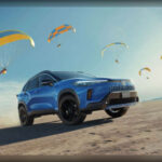 El Toyota Corolla Cross Hybrid combina bajo consumo, fiabilidad y equipamiento moderno. Con un precio inferior a los 30.000 dólares, consigue alrededor de 42 mpg combinados y estrena una nueva pantalla táctil de 10,5 pulgadas para 2026. Esta actualización tecnológica lo convierte en una de las propuestas híbridas más interesantes del mercado.