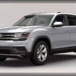 El Volkswagen Atlas destaca por ofrecer tres filas de asientos y una gran practicidad familiar. Sin embargo, los modelos usados han experimentado una depreciación significativa y presentan riesgos asociados a sus complejos sistemas electrónicos.

Sensores, módulos de asistencia a la conducción y otros componentes tecnológicos pueden requerir reparaciones costosas una vez que la garantía expira. Muchos propietarios terminan enfrentando gastos inesperados que reducen considerablemente el atractivo de este SUV como compra usada.