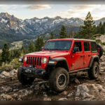 Pocos vehículos generan tanta fidelidad como el Jeep Wrangler. Su diseño inconfundible, sus capacidades fuera del asfalto y una comunidad de propietarios muy activa permiten que mantenga algunos de los valores residuales más altos dentro del segmento SUV.