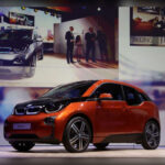 BMW ha confirmado que la apertura anticipada de pedidos no es casualidad, sino una respuesta directa a una demanda inicial más fuerte de lo previsto. Este movimiento permite a la marca gestionar mejor el interés del público y medir con mayor precisión el ritmo de reservas antes de ampliar la gama.