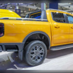 La estrategia global de Ford también incluye la evolución de modelos clave fuera de Estados Unidos. El Ford Ranger incorporará nuevas opciones de motorización en diferentes regiones del mundo para mantener su competitividad y responder a las necesidades específicas de cada mercado, reforzando así la importancia de las pick-ups dentro del plan de negocio de la compañía.