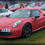 El Alfa Romeo 4C destacó por apostar por una filosofía cada vez más rara en el mercado moderno: bajo peso, chasis de fibra de carbono y una experiencia de conducción extremadamente directa. Su diseño italiano y sus excelentes prestaciones conquistaron a los puristas, pero su elevado precio y una producción limitada restringieron su éxito comercial. Actualmente es considerado uno de los deportivos más especiales fabricados por Alfa Romeo en el siglo XXI.