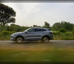 BYD rompe las reglas: pagará los daños si su sistema de conducción autónoma provoca un accidente.