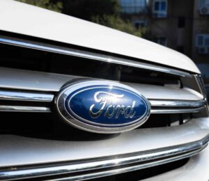 Ford retira más de 540.000 SUV por un defecto inesperado que ya ha provocado decenas de heridos.