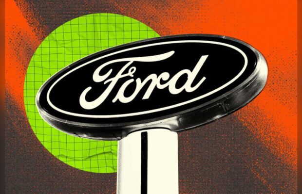 Ford reconoce su error con la IA: tuvo que recontratar ingenieros para solucionar un grave problema interno.