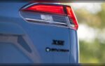 El nuevo Mazda CX-5 arrasa con más de 10.000 reservas en un mes y pone contra las cuerdas al Toyota RAV4.
