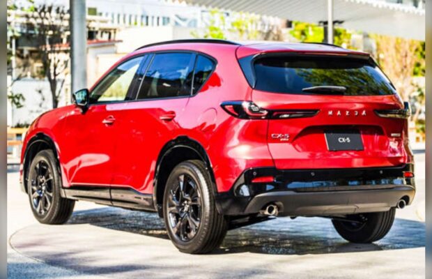 El nuevo Mazda CX-5 arrasa con más de 10.000 reservas en un mes y pone contra las cuerdas al Toyota RAV4.