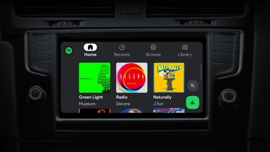Android Auto vs Apple CarPlay: Cuál sistema funciona mejor en realidad