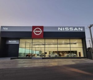 Escándalo en Nissan: miles de clientes recibirán millones de dólares tras una investigación por cobros indebidos.