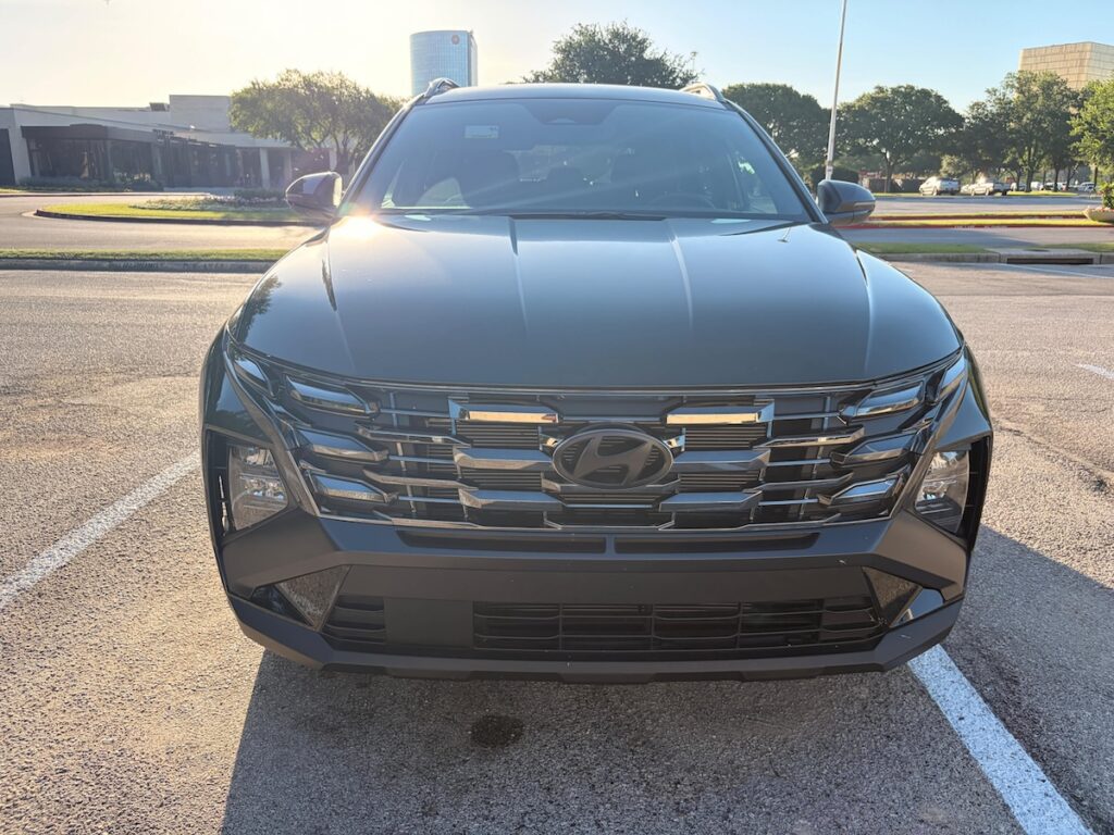 Frontal de un Hyundai Tucson XRT 2026