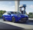 BMW y Toyota encuentran una posible salvación para los coches de gasolina: así funciona su nuevo combustible renovable